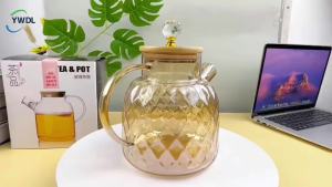 Borosilicate Glass Pitcher With Bamboo Lid & 1/1.5/1.8L Cold Water Jug Heat Resistant Teapot For Iced Tea Fruit Juice Lemonade