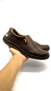 Sepatu Kulit Pria Slip On Kasual Santai J10 Terbaru