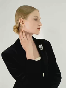 Elfindo-264 Bros Wanita Mewah Permata / Bros Liontin Kebaya Minang Gold Juntai Trendy Kekinian