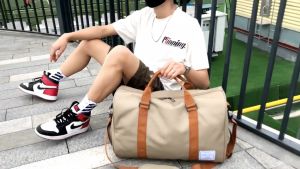 MC กระเป๋าฟิตเนส  รุ่น MB-1018 (M3-211) MHB สำหรับใช้เดินทาง หรือออกกำลังกาย พร้อมช่องแยกใส่รองเท้า จากร้าน Man Choices Bangkok