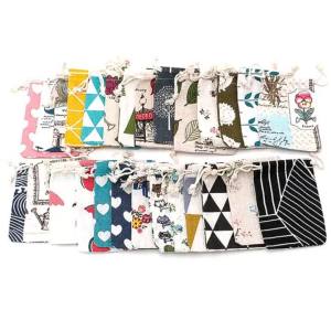 50pcs 8x10cm Cartoon Printing Multicolor Vintage Natural Burlap Gift Candy Wedding Party Favor Pouch Jute Gift Bags Baby Shower