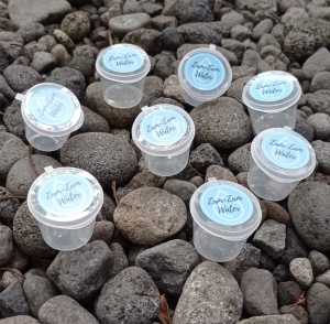 Gelas Zam Zam plastik isi 50 pcs include sticker