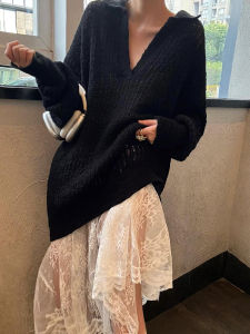 Black Mid-Length V-Neck Knitted Sweater Lace Embroidery Strap Dress Set for Women Autumn Season Fashionable Two-Piece Outfit