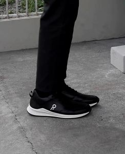 ODRIIGO Footwear - Sneakers Shoes Sepatu Kasual Pria Derick Rose Warna Putih Hitam Sepatu Terbaru Sepatu Keren Sepatu Sepatu Terbaik Sepatu Kece Sepatu Cowok Sepatu Cowo