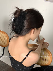 [Xiangnan] Feather Grip New Arrival Back Head Barrettes Shark Clip Hair Accessories Female Stuffed Classy Hair Clip Headdress