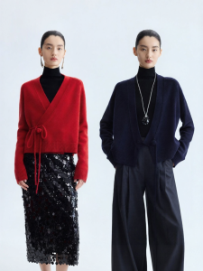 Eastern Light | 100 Wool Red V-Neck Sweater