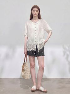 GULILI | French V-Neck Lace-Up Lace Trim Set