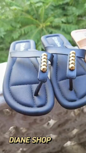 Womens Stylish Flip-Flops Flat Sandals Non-Slip And Waterproof Rubber With Pearl Embellishments Suitable For Outings Comfortable Casual Wear