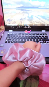 Scrunchie ikat rambut wanita aksesoris rambut estetik hadiah souvenir pernikahan fashion