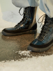 Leather Thick-soled Buckle Ankle Boots