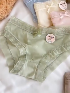 Combo 10 quần lót nữ ren lụa điều hòa họa tiết trái tim mềm mịn mỏng mát Q78A