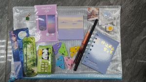 幸运小宇宙礼包 Lucky Mini Universe Mystery Bag