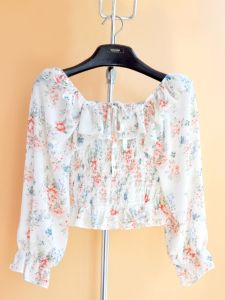 เสื้อเชิ้ตผ้าชีฟองแขนสั้นคอวีลายดอกไม้สำหรับผู้หญิงในช่วงฤดูร้อนปี 2024 เสื้อเชิ้ตแขนยาวป้องกันแสงแดดแบบใหม่