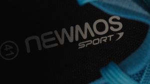 Giày Bóng Đá Newmos Advance T10: Sự Kết Hợp Hoàn Hảo Giữa Công Nghệ Và Hiệu Suất