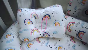 Small Tree House Factory Cross-border ขายส่งเด็กป้องกันการเอียงหมอนรองศีรษะเตียงกลางเตียงหมอน0-3หมอนรูปเด็ก