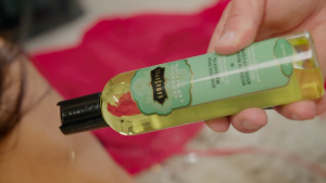 KAMA SUTRA - AROMATICS Massage Oil - Pleasure Garden - 2 oz. / 59ml (Item #: KS10278)