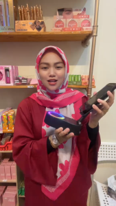 Wireless BlueTooth Speaker With 360° Phone Stand 3 in 1 Mobile Phone Holder BT Speaker Power Bank