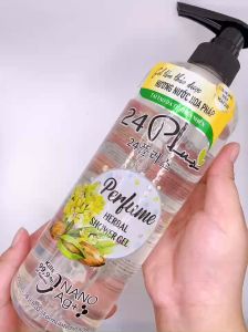 GEL TẮM THẢO DƯỢC HƯƠNG NƯỚC HOA PHÁP Trắng 24PLUS 850ml