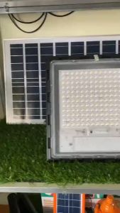 đèn năng lượng mặt trời JD-7300-300W