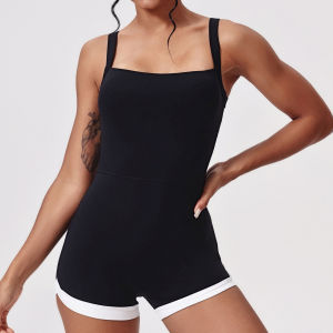 QYUED | Color Block Comfortable Cutout Yoga Suit