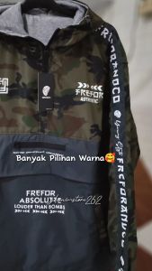 Bozzino Jaket Parasut Cagoule Pria Distro Terbaru / Jaket Parasut Kantong Doraemon