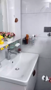 Adjustable Wall-Mounted Suction Cup Towel Rack Extendable 65-130CM Stainless Steel 6 Hooks No Drilling Required