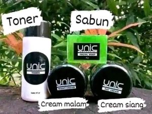 ECER UNIC SKINCARE/PAKET UNIC SKINCARE PKT GLOWING FLEK DAN JERAWAT ORIGINAL BPOM
