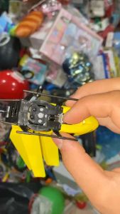 Máy bay điều khiển từ xa có remote 2 nút lên xuống