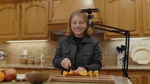 Sundaymall ขาตั้งแท็บเล็ต รุ่นหนีบโต๊ะ / หัวเตียง Tablet Holder Table Clamp ปรับหมุนได้360องศา