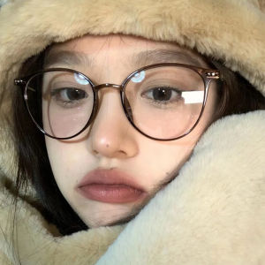 Ultra-Light Blue Light Blocking Glasses Frame Womens Trendy Tea Color Full Frame TR-90 Optical Glasses for Nearsightedness