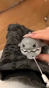 Pull Line Shark Clockwork Keychain Cute Bag Pendant