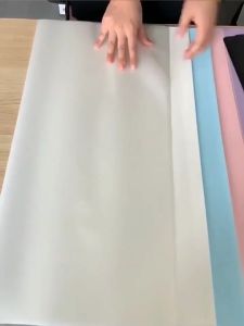 Better Home - [5 LEMBAR] Flower Wrapping Paper Kertas Buket Bunga Polos Cellophane Waterproof EMYAC