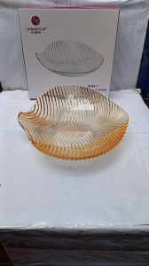 (mua 6 tặng 1) dĩa thủy tinh hình lá 23cm màu hoorp phách đựng hoa quả bánh kẹo
