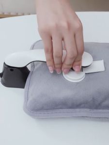 กระเป๋าน้ำร้อน ชาร์จได้ ไฟฟ้า ถุงน้ำร้อน สไตล์มินิมอล ผ้ากำมะหยี่ คลายหนาว แก้ปวดเมื่อย ช่วยลดอาการ ปวดประจำเดือน ลดบวม อุ่นได้นาน 6-8 ชม สามารถอุ่นหน้าท้อง เอว และคอได้