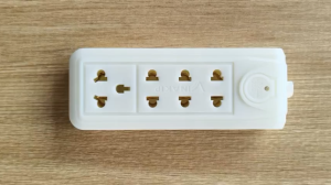 Ổ điện 4 lỗ đa năng ổ điện 4 di động VINAKIP OC13 15A/250V có đầu chờ nối dây tiếp điểm lò xo dễ lắp đặt bền bỉ