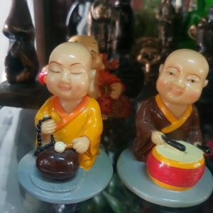 Tượng đá chú tiểu tượng trang trí làm quà tặng ý nghĩa size 7x9 cm