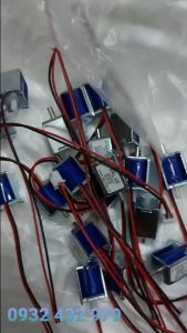 Van xả khí điện từ 3 chiều 2 chiều 0520F