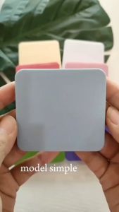 Kaca Rias Makeup Mini Dua Sisi Portable Travel Size Kotak Lipat Cermin Saku