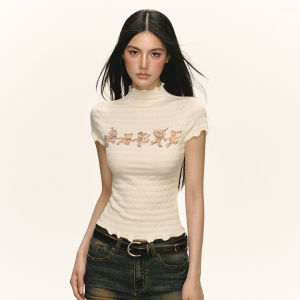 Ariseism | Vintage Bear Print Wood-ear Hem Slim T-shirt