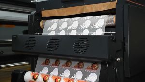 DFT DTF 60CM.X100M.(PET FILM)  ฟิล์ม ม้วน คุณภาพสูงเคลือบสารพิเศษสำหรับงานรีดร้อน หมึกยึดเกาะได้ดี ​ใหม่ พร้อมส่ง ในไทย