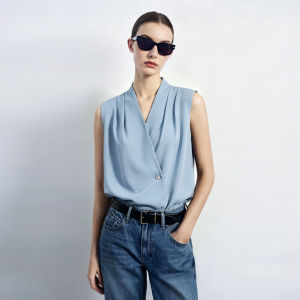 AMII | Simple Commuter Style Flying Bird Metal Buckle Sleeveless Chiffon Top