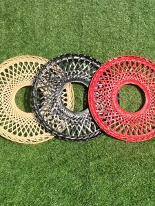 Mũ Lưỡi Trai Vải Lanh Màu Đỏ Đen Trống Tròn Cho Trẻ Em Và Người Lớn Mũ Biểu Diễn Khiêu Vũ Mũ Đi Bộ Phong Cách Truyền Thống Trang Phục Biểu Diễn Mùa Thu