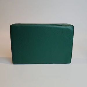 หมอนรองแขน ฟองน้ำ หุ้มหนังเทียม  ขนาด 6.5" x 10" x 2"