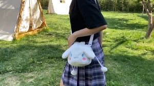 Cute Sanrio Cartoon Plush High Capacity Bag 卡通三丽鸥毛绒玩偶可爱束口手提包