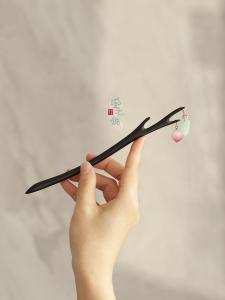 Original Design Black Ebony Peach Blossom Hairpin Fun Hair Accessory Traditional Chinese Style Simple Yet Interesting Gift