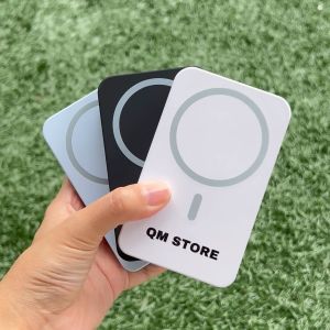 [Ready Stock] Magnetic Wireless 20000 mAh Powerbank/Wireless Charging Powerbank/Build-In Cable