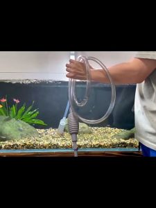 เครื่องดื่มดี ให้ดูดขี้ปลา แบบบีบ การถ่ายน้ำตู้ปลา สายดูดน้ำ และการเพิ่มน้ำตู้ปลา