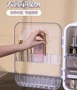 Portable Pink Bear Series Multi-Function Make Up Case Dustproof Cosmetic Storage Box Cosmetics Skin Care Products Jewelry Organizer Case Lipstick Box With LED Light - White