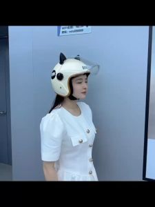 【2025 อัพเกรดใหม่】หมวกันน๊อค หมวกกันน็อค กันการชน ทนสึกหรอ ทนแรงกระแทก กันแดดทนความร้อน ป้องกันแสงสะท้อน หมวกกันน็อค หมวกกันน็อคผญ หมวกกันน็อคเทๆ หมวกนิรภัย หมวกกันน็อคชาย หมวกกันน๊อก หมวกกันน็อคเต็มใบ หมวกกันน็อคครึ่งใบ หมวกกันน็อคมอเตอร์ไซค์ หมวกกันน็อค