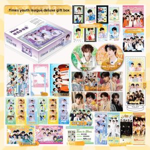 Luxury Gift Box Christmas Present All-inclusive Support for times Boys Group Creative Trendy Design Card And Badge Display Stand